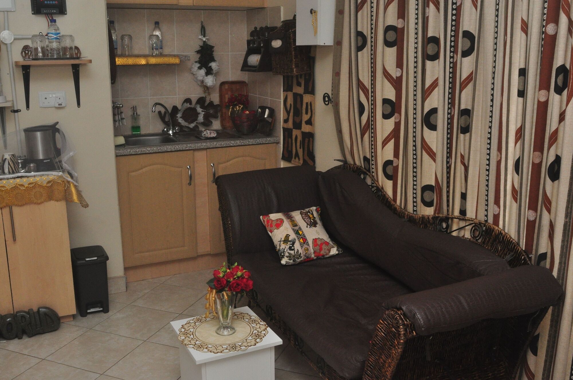 Kwampofu Guest House Harare Bagian luar foto